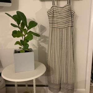Wide leg jumpsuit